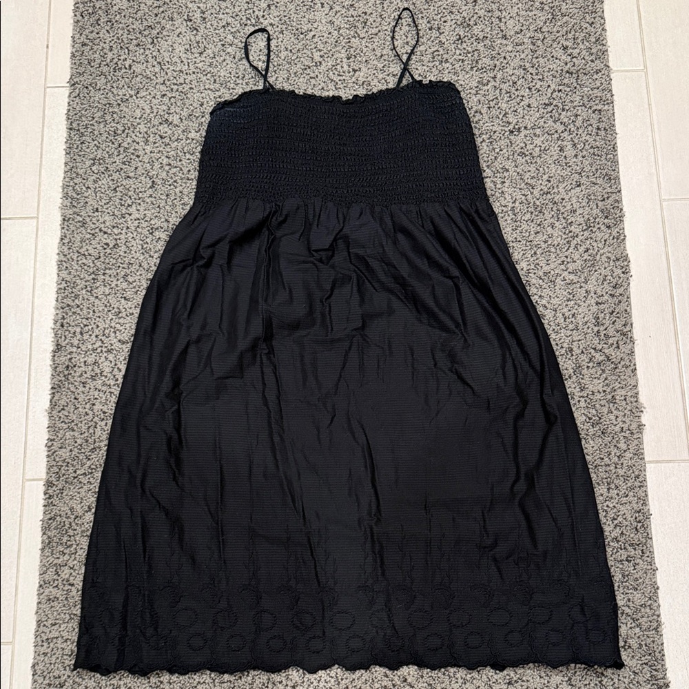 GAP - Black Smocked Bodice Spaghetti Strap Dress